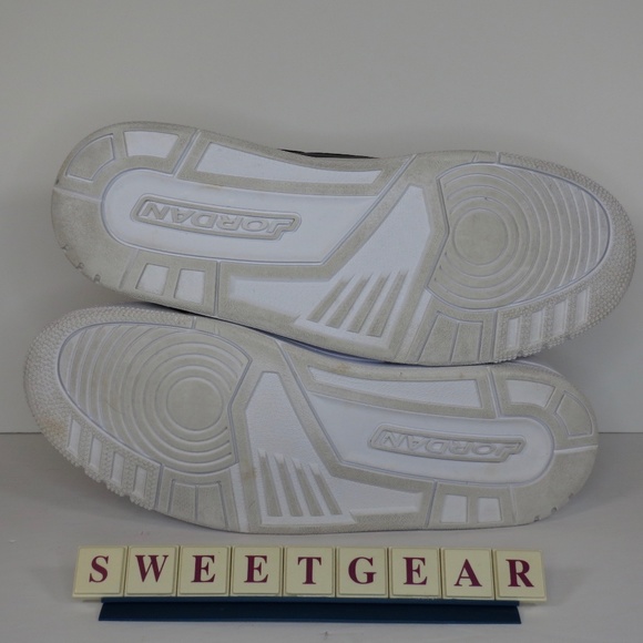 AIR Jordan 3 Retro Cyber Monday (2016) - Picture 12 of 14